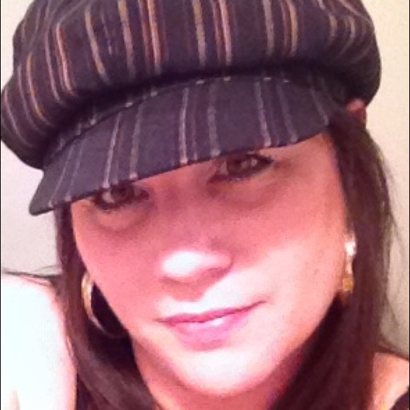 Meet your Posher, Marlo - Picture 1 of 1